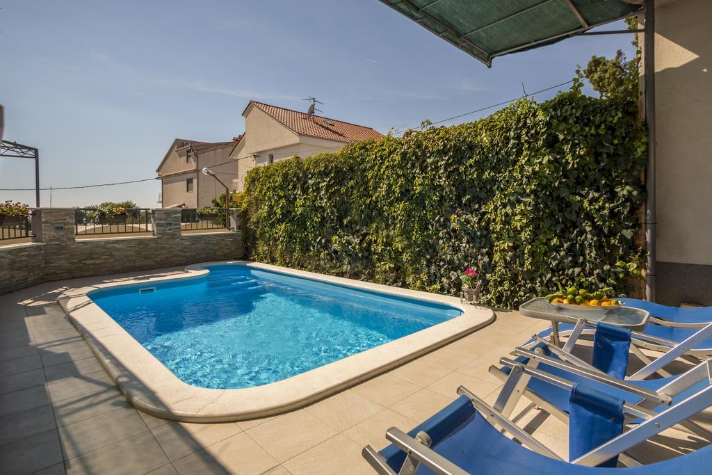 Holiday Home Petra Podstrana Exterior photo